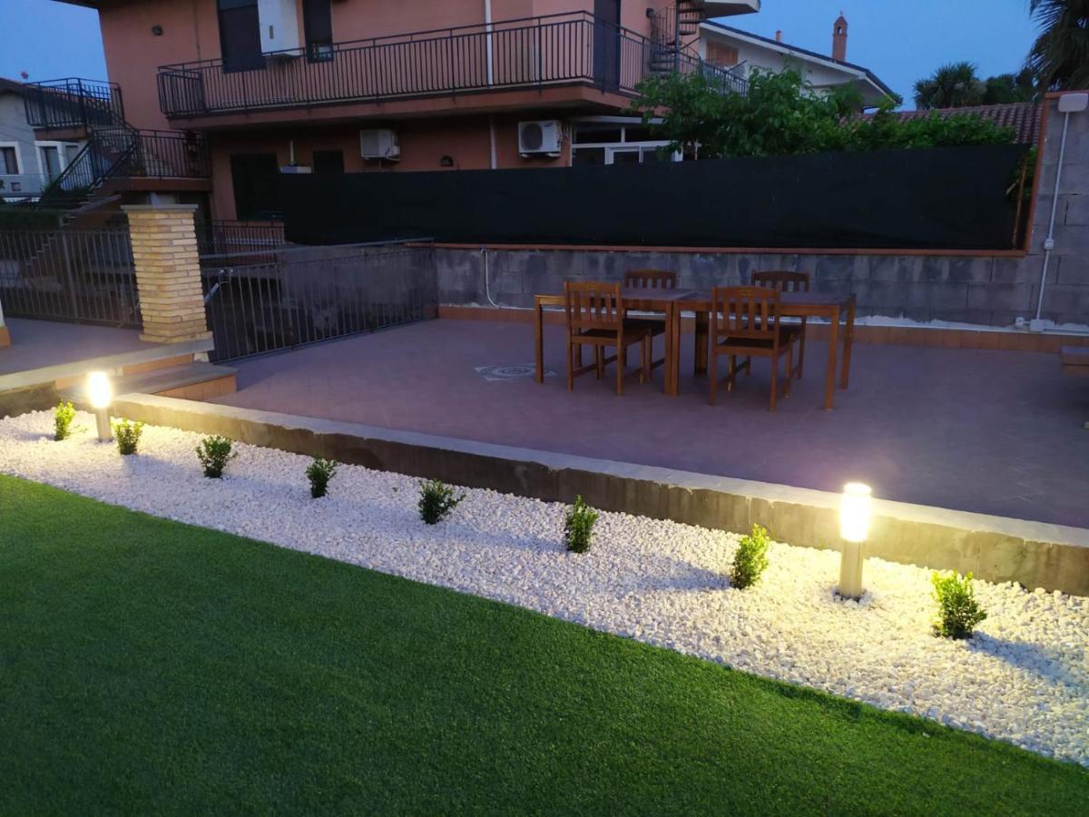 Villa Etna Natura à Nicolosi Extérieur photo